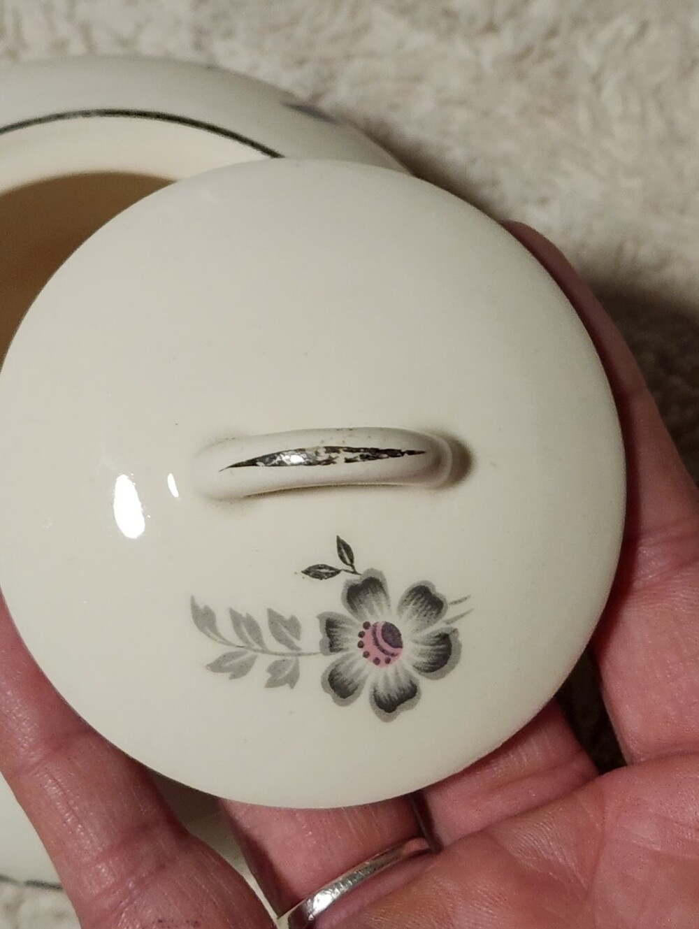 Vintage Royal Monarch Queen Anne Sugar Bowl With Lid Pink Floral Platinum Trim - Picture 8 of 10